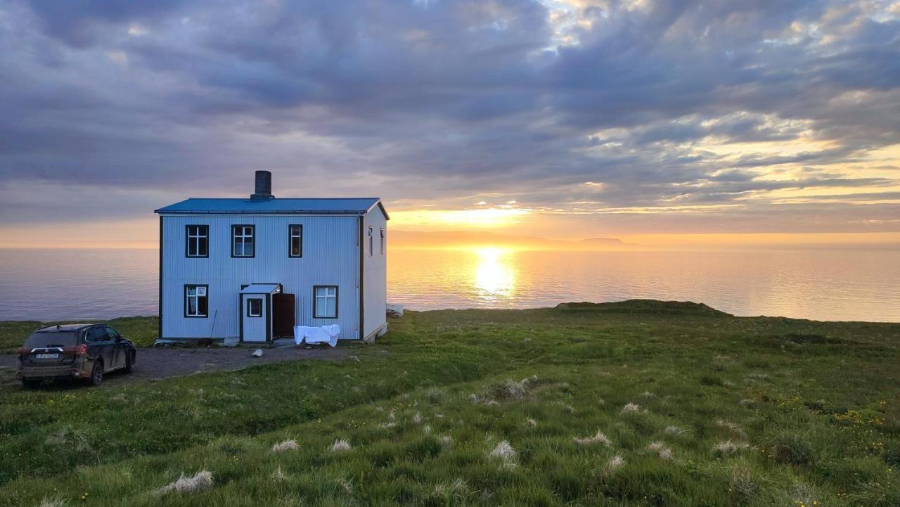 Happy-Cove Guesthouse - By The Sea Bakkafjorthur Kültér fotó